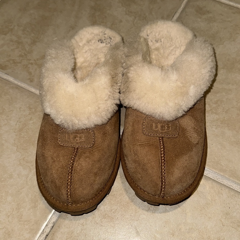 Ugg Slides